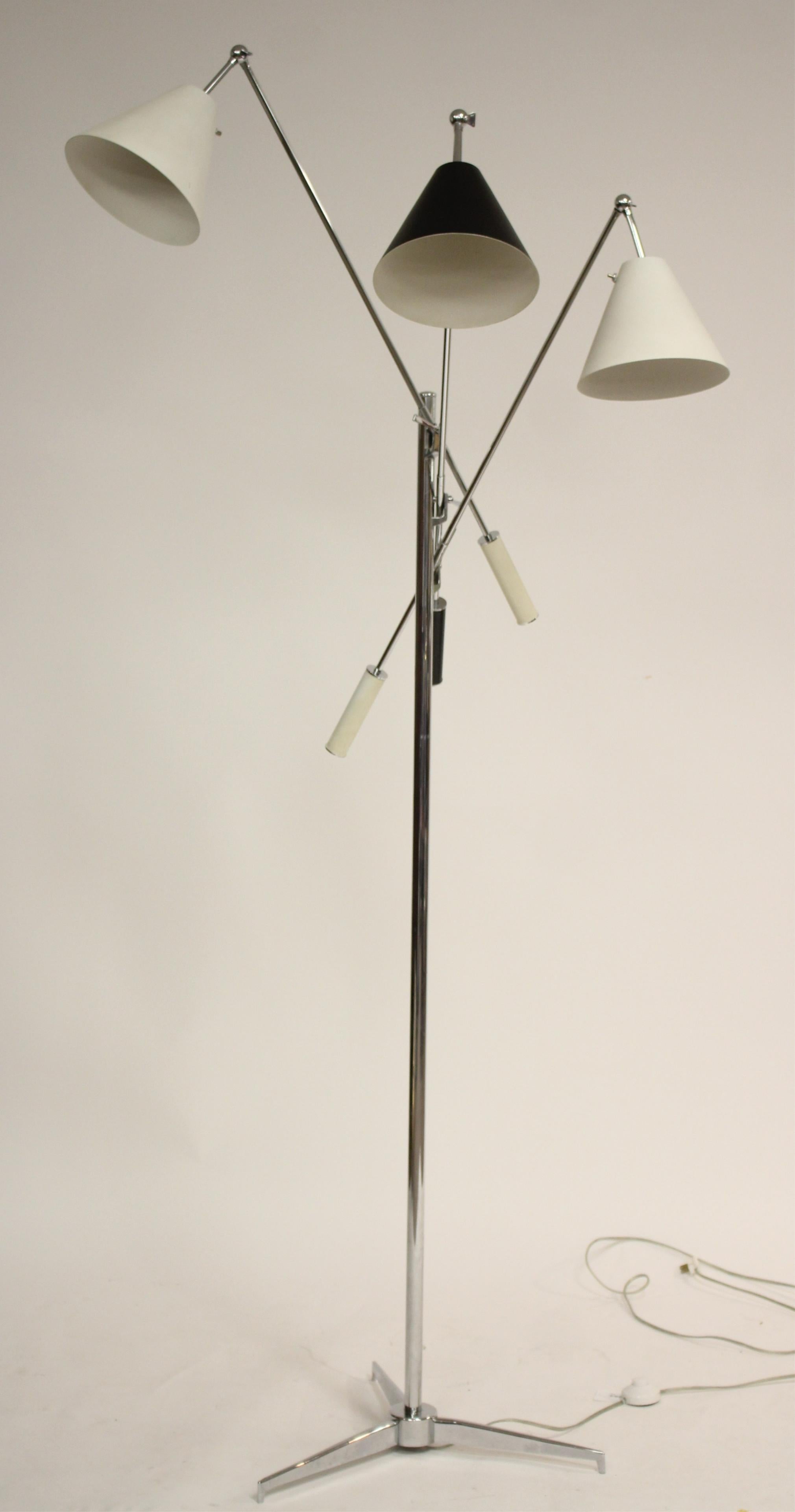 717. Angelo Lelli Arredoluce Triennale Floor Lamp