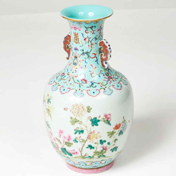 19th C. Daoguang Vase