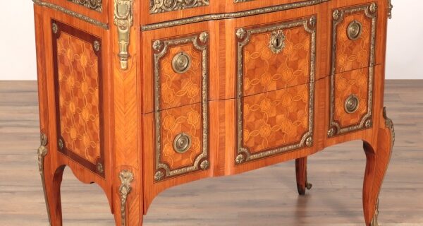 Rugs | Antique Furniture | Litchfield